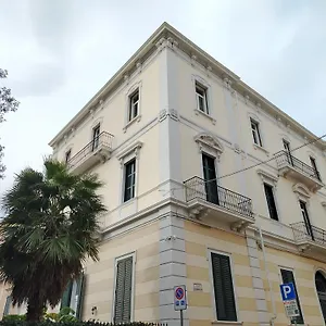 Bed & Breakfast Ilcastellano - Suites&apartments, Lecce