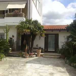Bed & Breakfast Tra I Mari Del Salento, Lecce